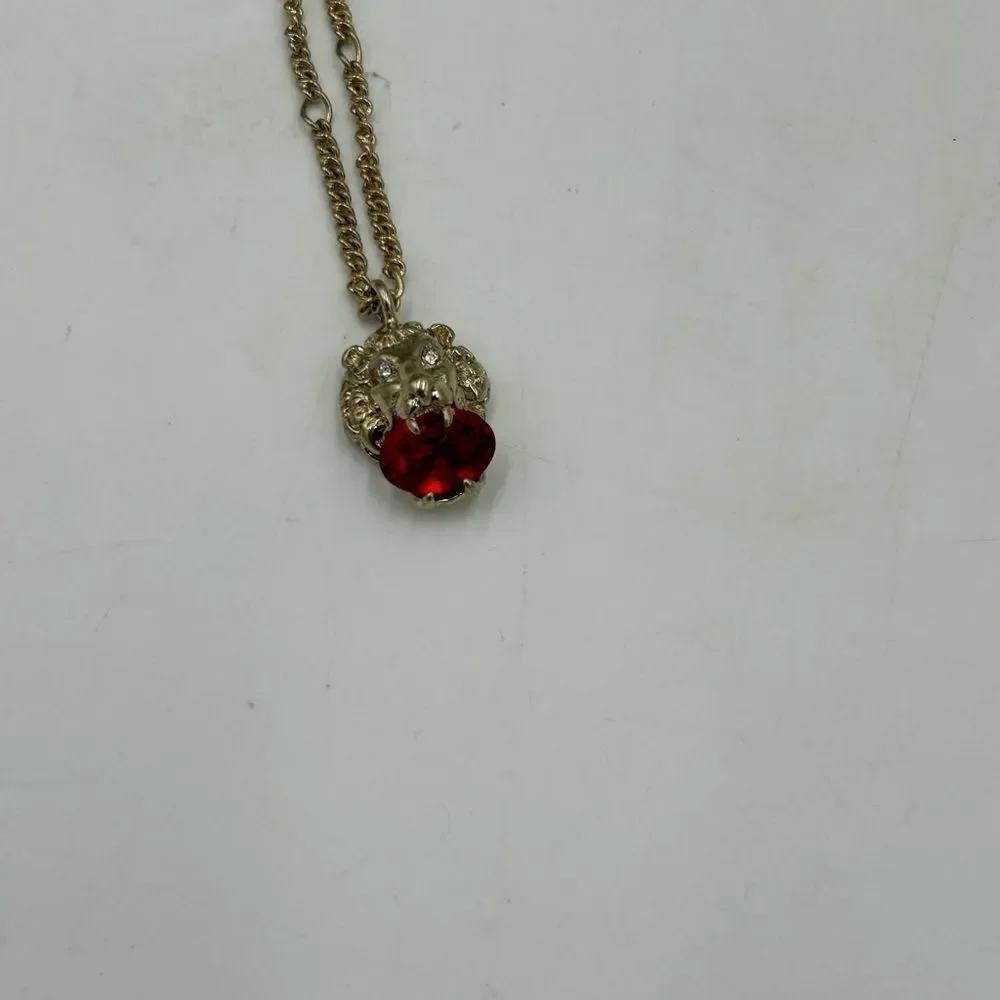 Gucci iconic gold tone lion head crystal necklace made in Italy - Picture 4 of 9